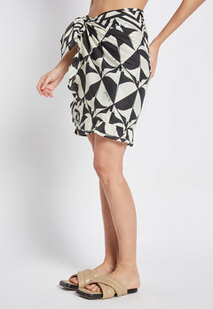 BE SUNSET ασπρόμαυρη φούστα - παρεό - Nadia Lingerie