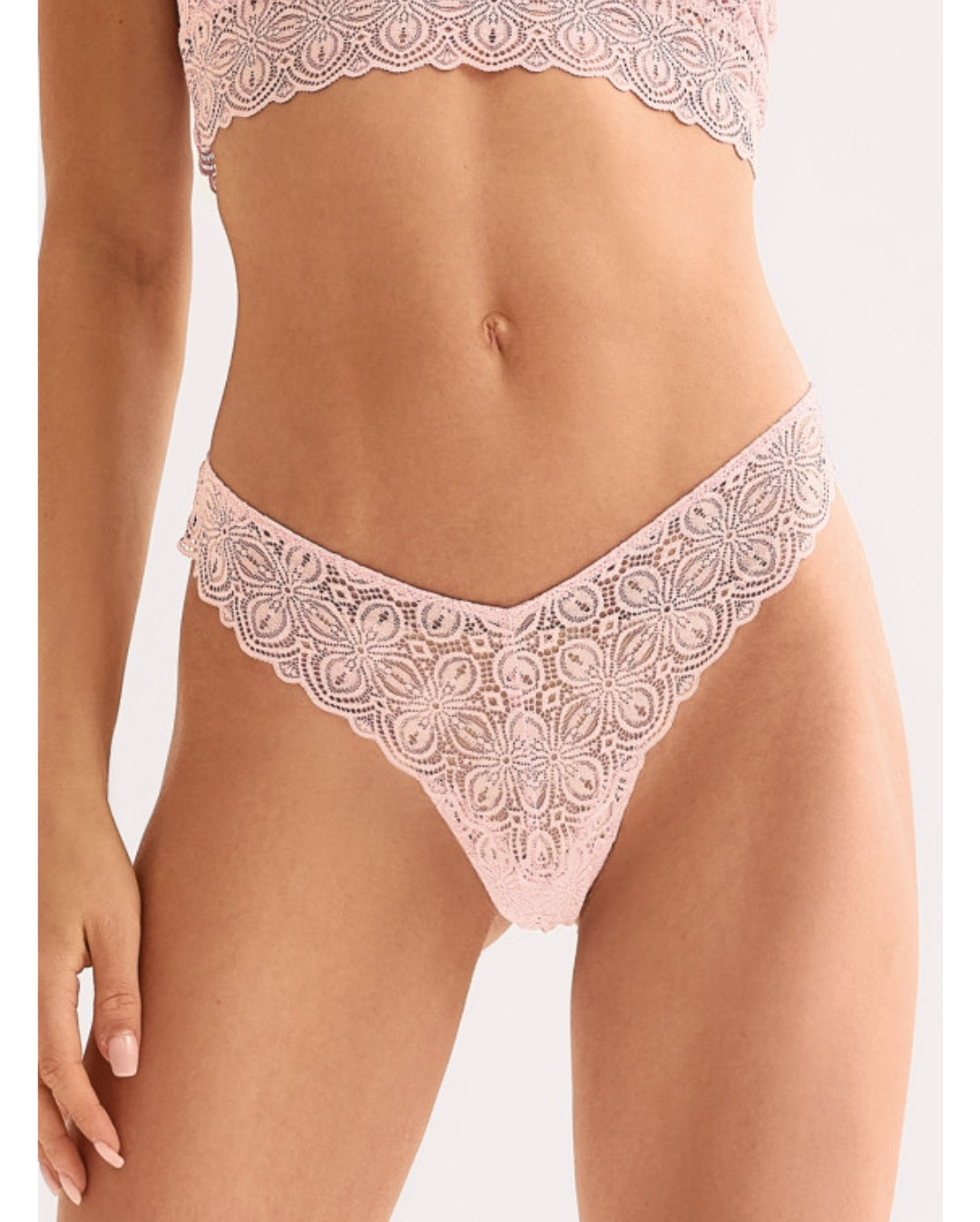 Lacy Brazilian thong - Nadia Lingerie