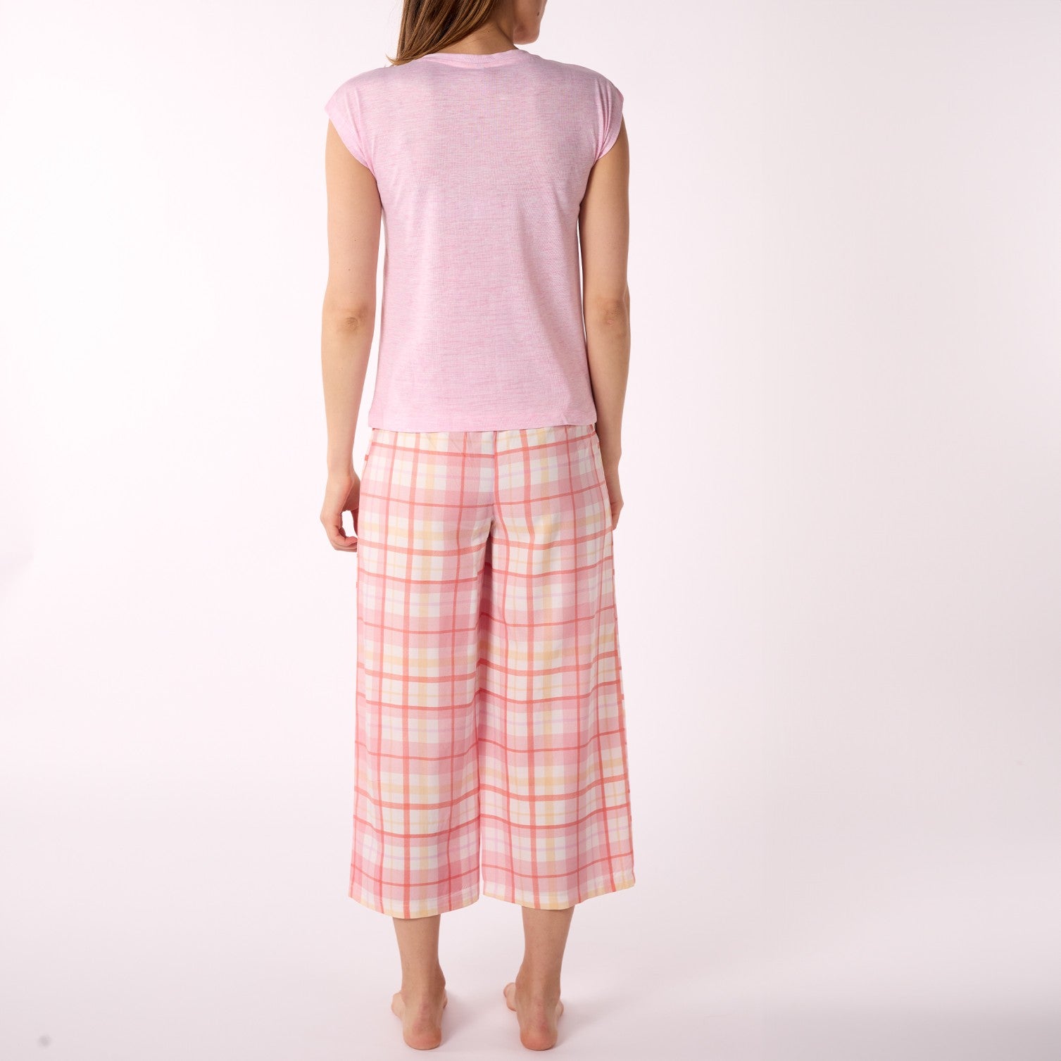 Καλοκαιρινές πιτζάμες με παντελόνι κάπρι - Nadia Lingerie