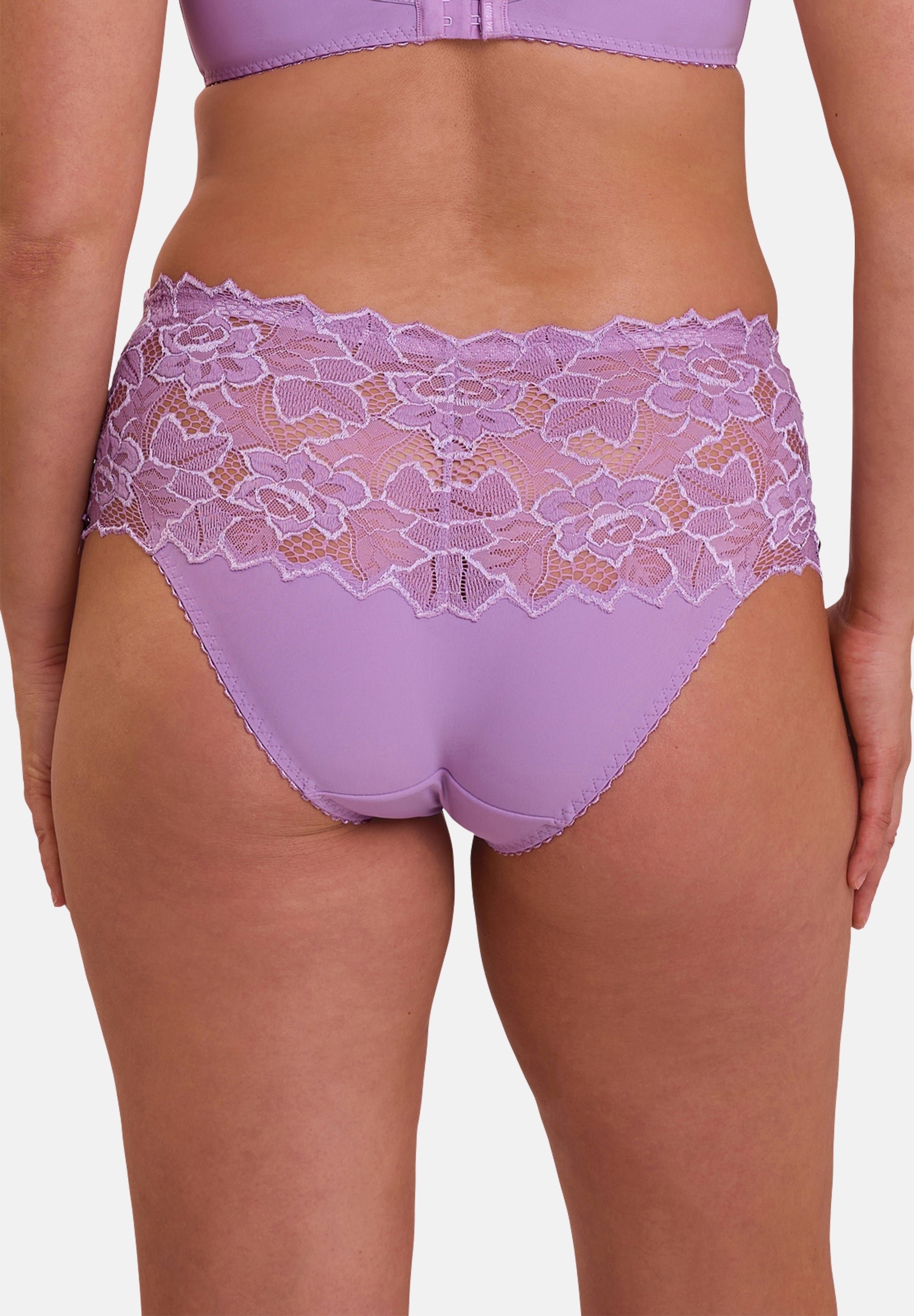 Arum saison brief - Nadia Lingerie
